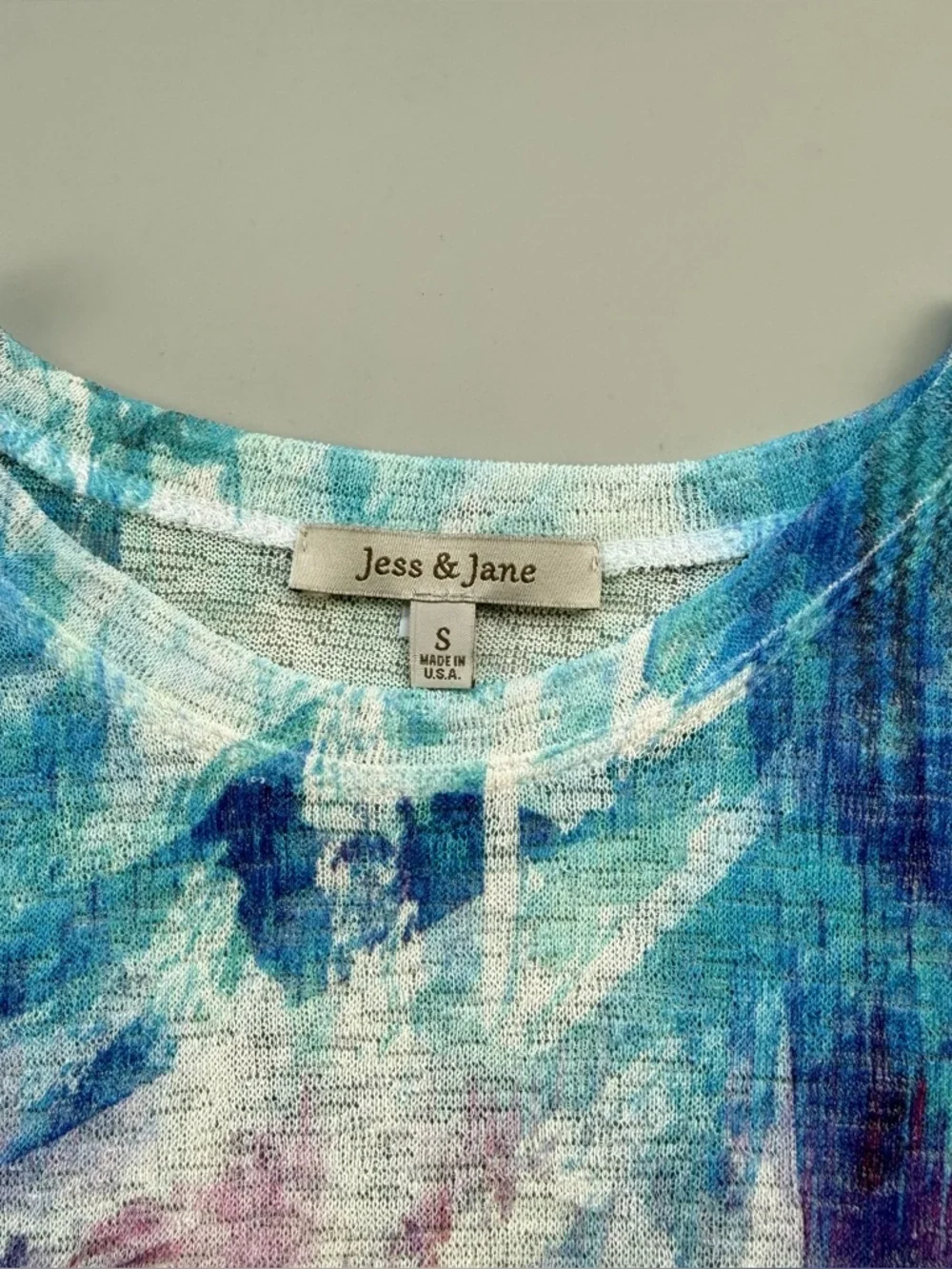 Jess & Jane Abstract Print Knit Coverup Top Blue Purple Short Sleeve Small - Picture 4 of 7